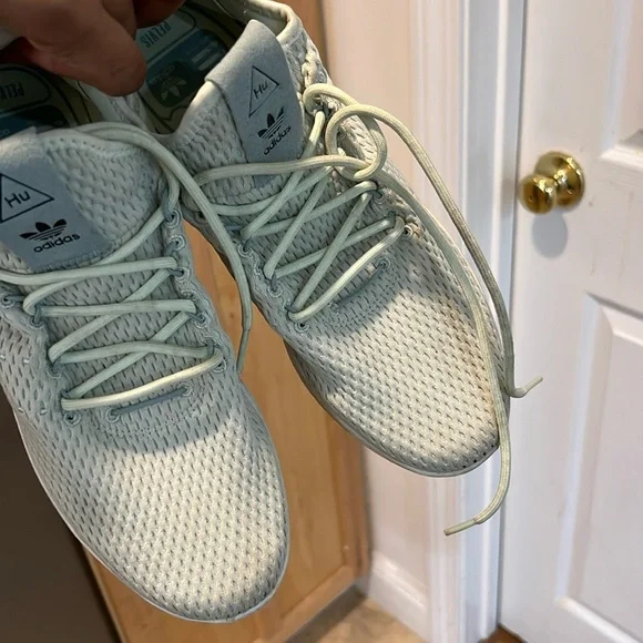 adidas gazelle silver green womens adidas Originals x Pharrell Williams Vario Flat Earther main image 1